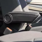 RATI Cotieră ARMSTER 3  montaj pe scaun PEUGEOT 208 2020- fără cotieră originală [negru,piele vegană,usb]