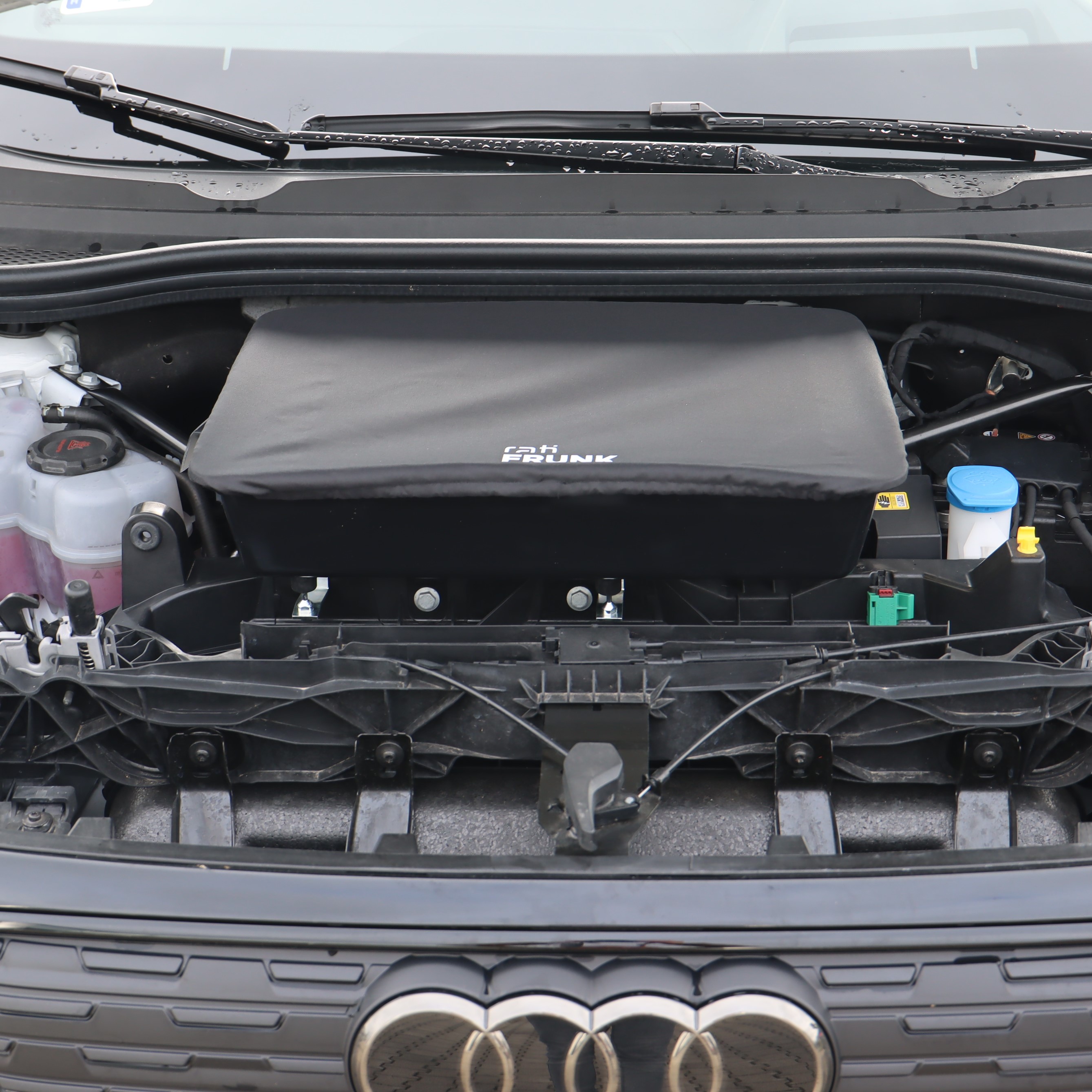 Spațiu suplimentar la îndemână: noul Frunk Rati pentru Audi Q4 e-tron